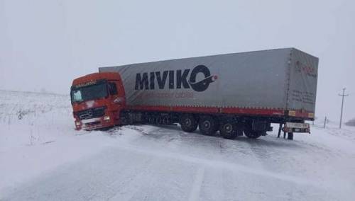 GP Izačić i dalje zatvoren za šlepere i kamione s prikolicom