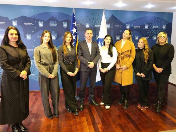 Grad Bihać podržao projekt Muzeja ratnog djetinjstva "Mirovne priče"