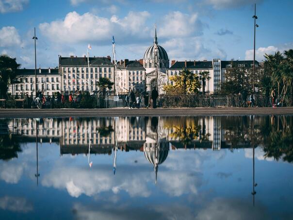 Grad koji rijetko vidite na listama, a smještaj je gotovo besplatan