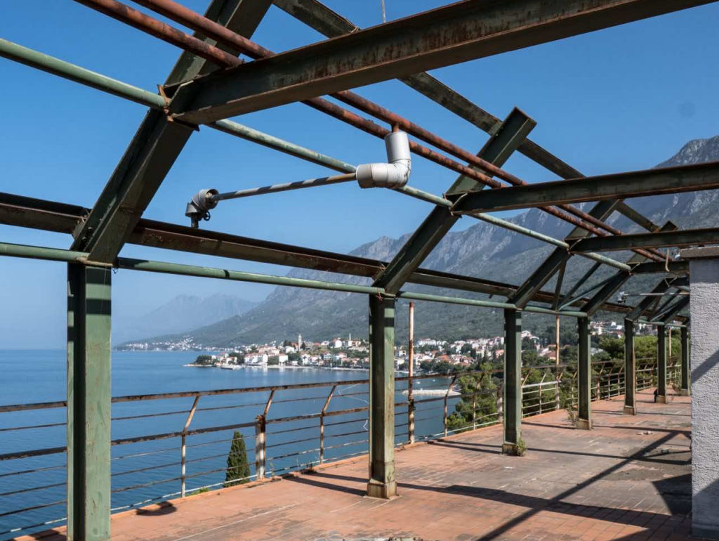 Gradac od Hrvatske traži da se riješi problem s imovinom BiH: Odmarališta trunu
