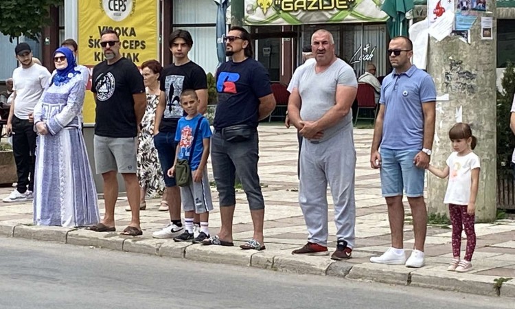 Građani BPK Goražde 'Stali za čovječanstvo' i odali počast žrtvama genocida