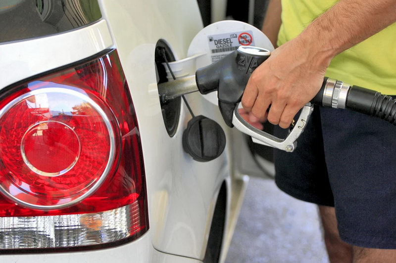 Građani Hrvatske u nevjerici: Toče gorivo u BiH, sve je jeftinije