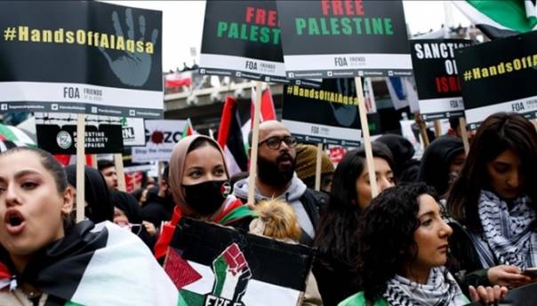 Građani Londona na ulicama dali podršku Palestincima