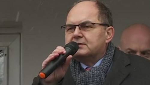 Građani ispred OHR-a, Schmidt: Ovo su teška vremena