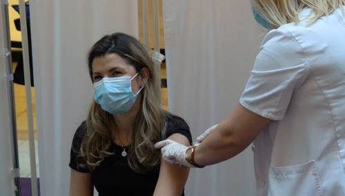 Građani Sarajeva odazvali se na akciju vakcinisanja u tržnom centru