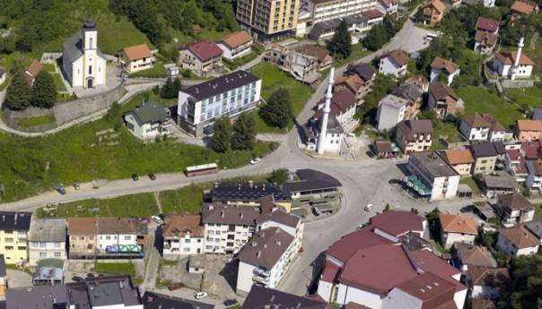 Građani Srebrenice pridržavaju se mjera kućne izolacije