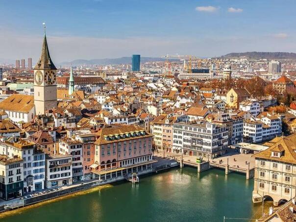 Građani Švicarske glasali o ukidanju gotovine i prelasku na kartično plaćanje