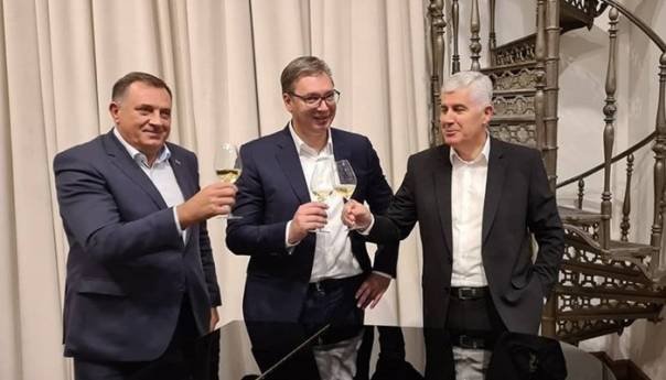 Građanska država - odgovor na divljanje Zagreba i Beograda