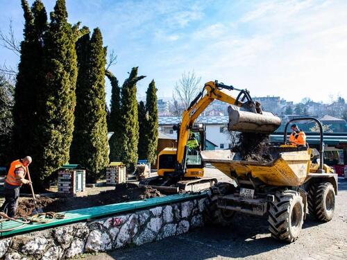 Građevinske mašine u Pionirskoj dolini, počela obnova staza i platoa