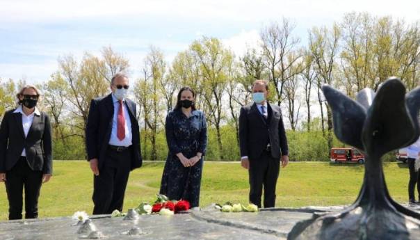 Gradonačelnica Sarajeva odala počast žrtvama logora Jasenovac
