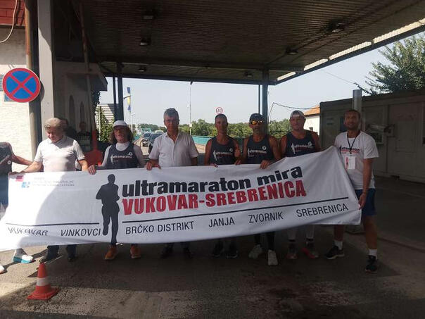 Gradonačelnik Brčko distrikta dočekao učesnike ultramaratona 'Vukovar-Srebrenica'