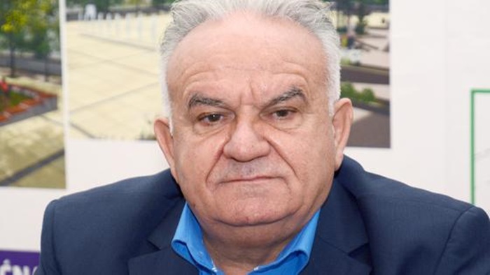 Gradonačelnik Petrinje: Sa ruševina opada sve što još nije