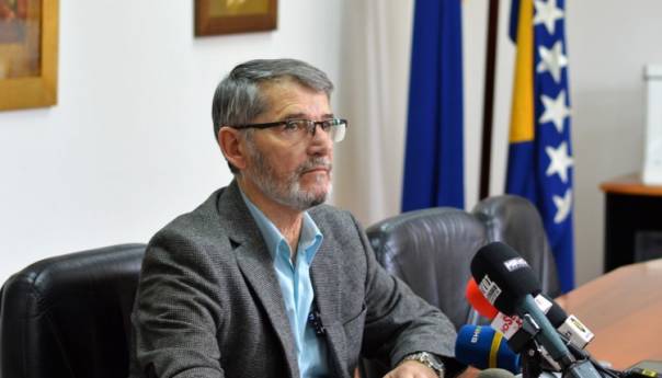 Gradonačelnik Tuzle zatražio sankcije za one koji šire paniku