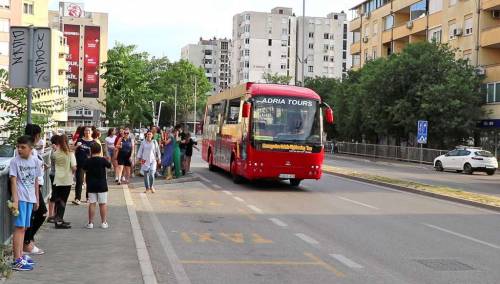 Gradska kružna linija panoramskim autobusom u Mostaru besplatna za građane