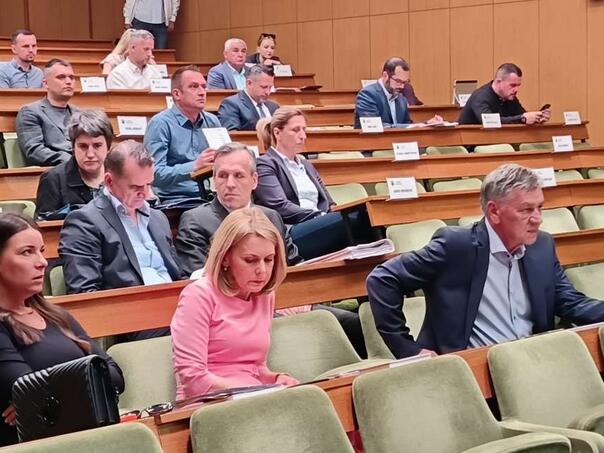 Gradsko vijeće Zenice sutra ponovo hitno zasjeda o cijeni grijanja