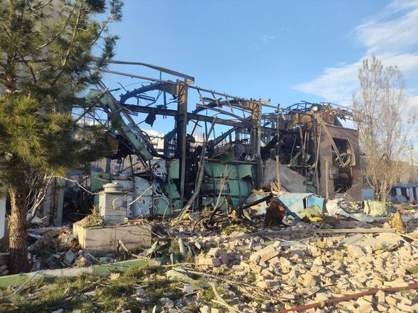 Granatiran elitni univerzitet u Teheranu, spasioci pretražuju ruševine