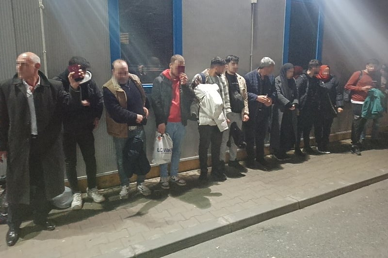 Granična policija BiH zatekla 12 državljana Turske u hladnjači
