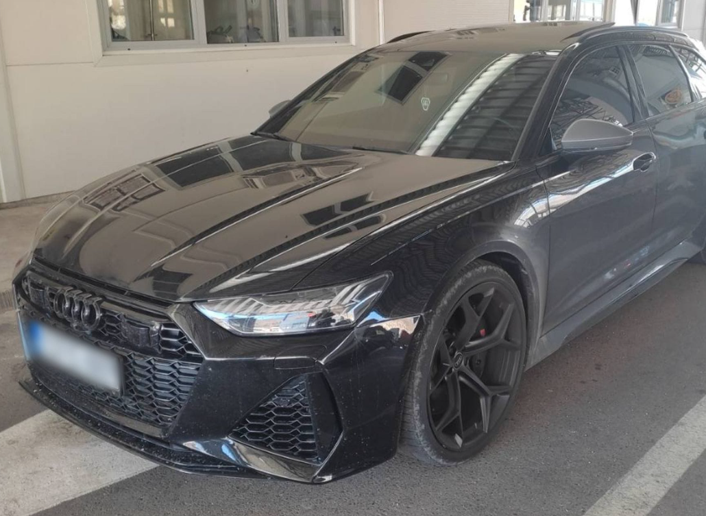 Granična policija u Nikšiću državljaninu BiH oduzela Audi koji potražuje Austrija