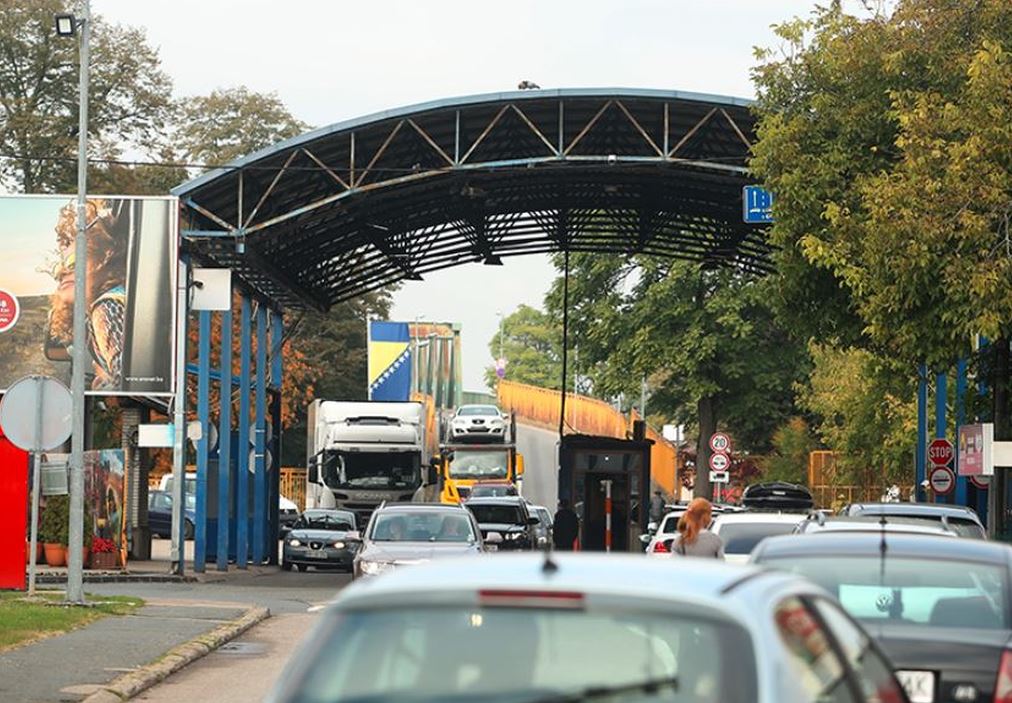 Granična policija uhapsila državljanina Turske za kojim je tragao Interpol