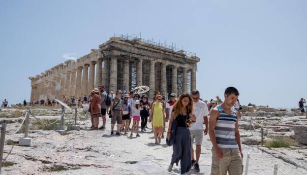 Grčka se priprema za turističku sezonu, otvaranje granica do sredine juna