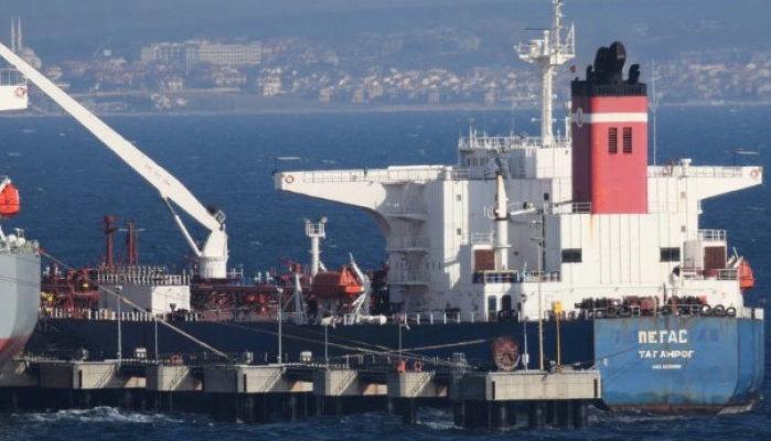 Grčka zaplijenila ruski tanker u sklopu sankcija koje je uvela EU