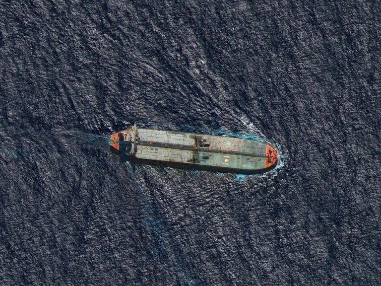 Grčki tanker pogođen u Crnom moru, posada na sigurnom