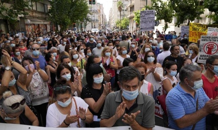 Grčki zdravstveni radnici protiv uvođenja obavezne vakcinacije