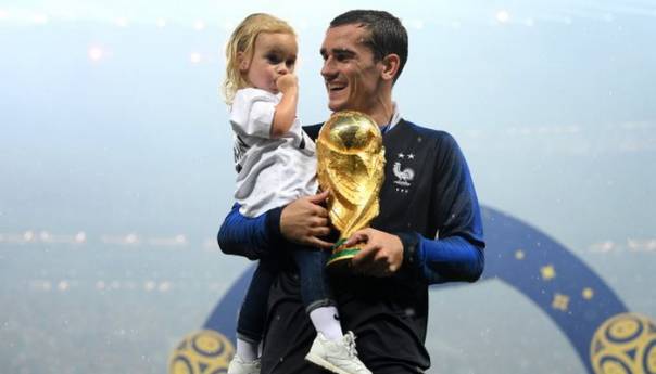 Griezmann treći put postao otac, sva djeca rođena istog datuma