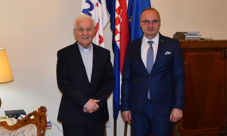 Grlić Radman i biskup Komarica za što bolji položaj Hrvata u BiH