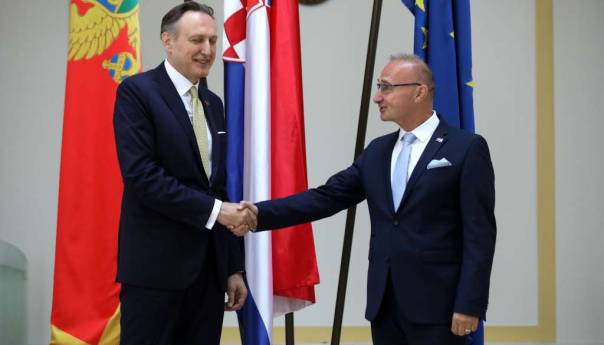 Grlić Radman i Krivokapić oštro osudili odličje Šešelju