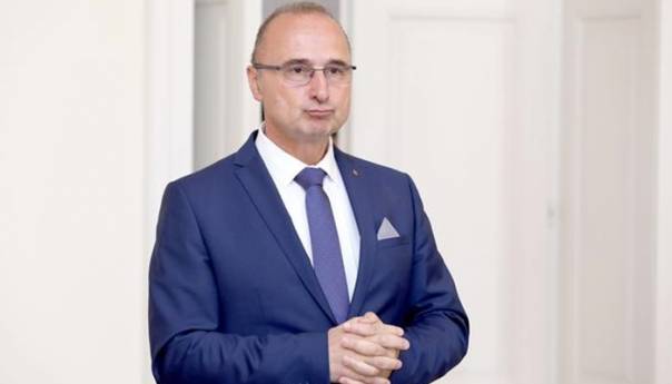 Radman: Izostanak dogovora gurnuo bi BiH pogubnim posljedicama