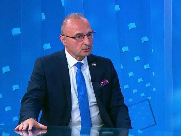 Grlić Radman upozorio građane Hrvatske da ne putuju u Srbiju