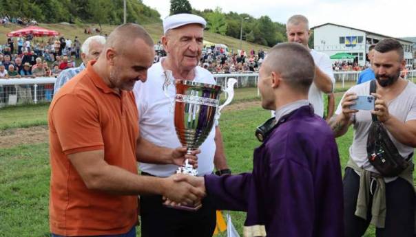 Grlo Olimpic Baileys pobjednik 19. memorijala 'Alija Izetbegović'