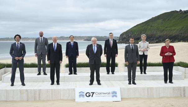 Grupa G7 obećala milijardu vakcina za siromašne