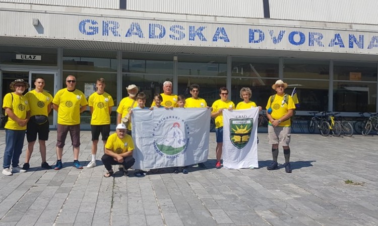 Grupa planinara i građana Goražda krenula prema Nezuku