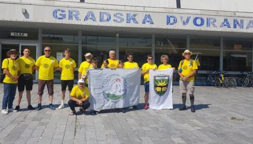 Grupa planinara i građana Goražda krenula prema Nezuku