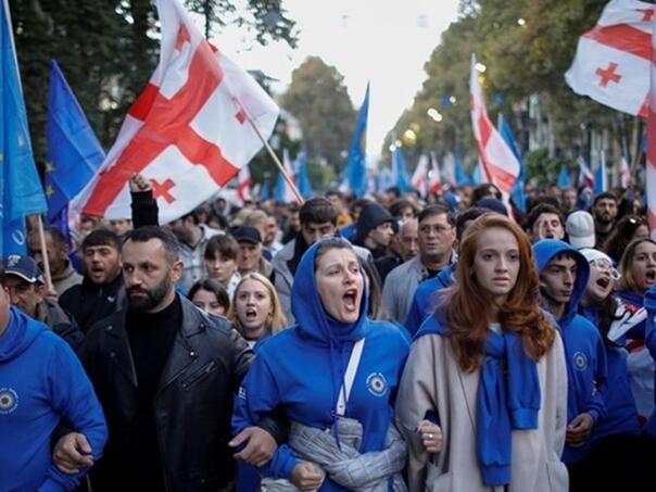 Gruzijci danas na biralištima: Hoće li izabrati evropski ili ruski put?