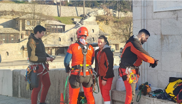 GSS Prenj traga za nestalom osobom na području Konjica