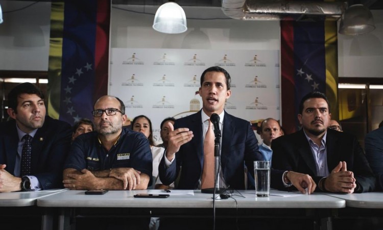 Guaido otvoren za pregovore s vladom Madura