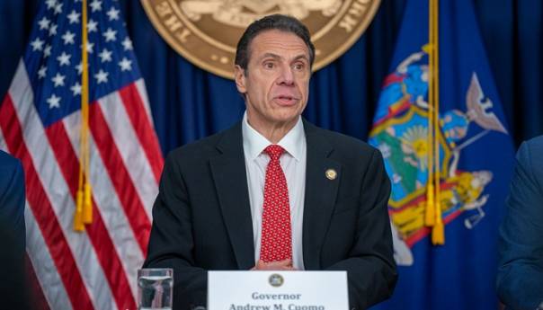 Guverner Cuomo: New Yorku ponestaje respiratora