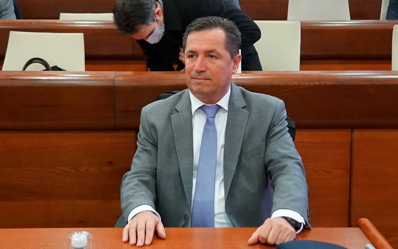 Guzin se obratio vijećnicima i čestitao Kordiću na izboru