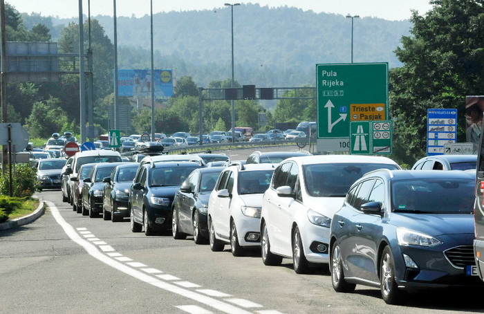 Gužve turista na autocestama Slovenije i Hrvatske