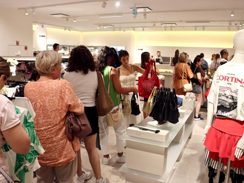 H&M stigao u Sarajevo: Posjetili smo modni centar pažnje!