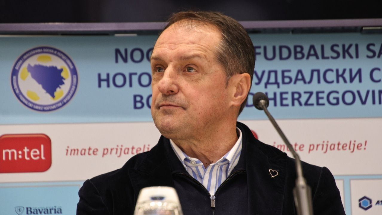 Hadžibegić objavio spisak igrača za Island i Slovačku