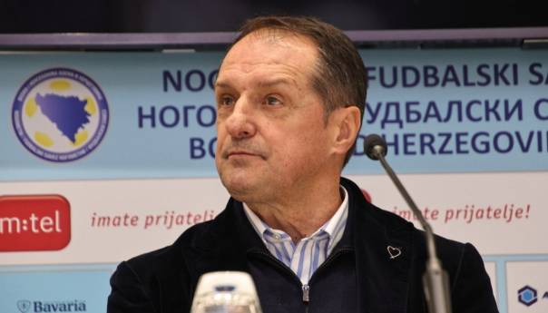 Hadžibegić objavio spisak igrača za Island i Slovačku