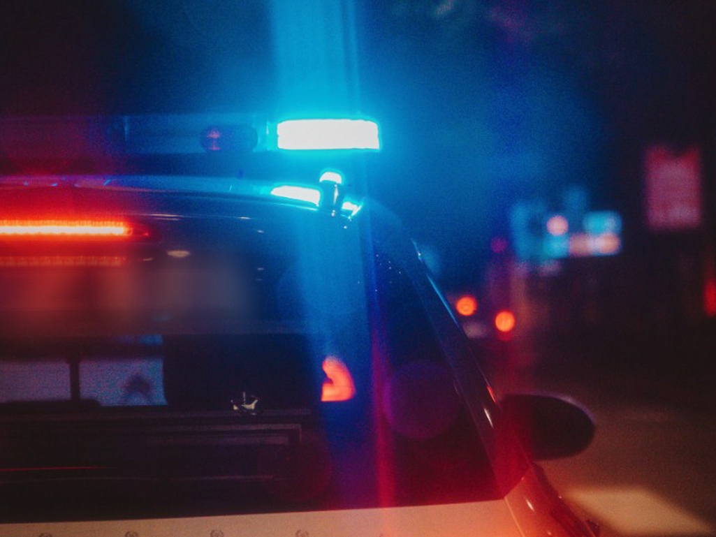 Hadžići: Muškarac (83) udario automobilom u stablo i poginuo
