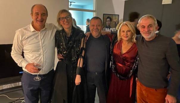 Hadžihafizbegović: Nagrade su dug majkama Srebrenice