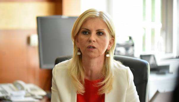 Hadžović-Džuvo: Šta virus radi iza 23.00, a ne radi do tada