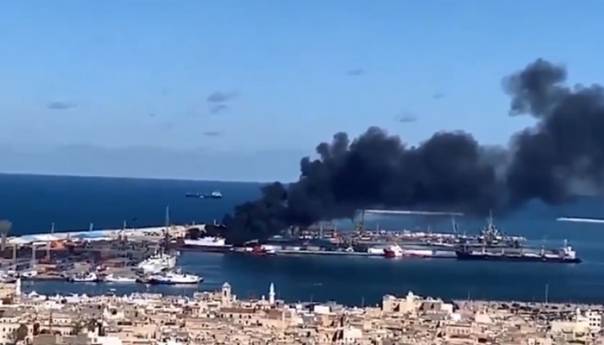 Haftarove snage tvrde da su bombardovale turski brod u Tripoliju