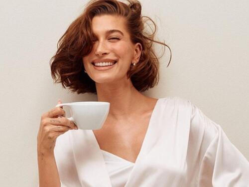 Hailey Bieber zaštitno lice nove kampanje brenda Victoria's Secret